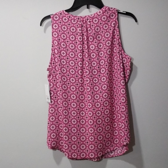 Croft & Barrow women's split neck sleeveless top - Picture 2 of 10